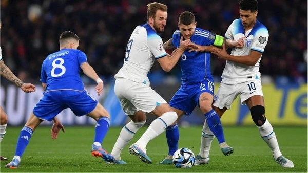 ការទស្សន៍ទាយ England vs Italy 01:45 តុលា 18 UEFA European Championship Qualifying