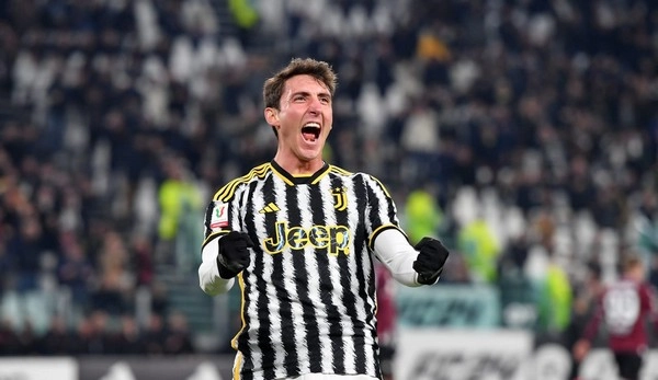 Manchester City Closing in on €65m Deal for Juventus Left-Back Andrea Cambiaso