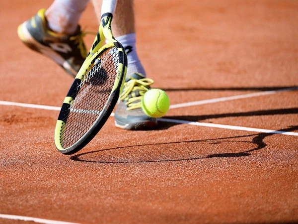 Double Fault Markets: Profiting from Player Mistakes in Tennis